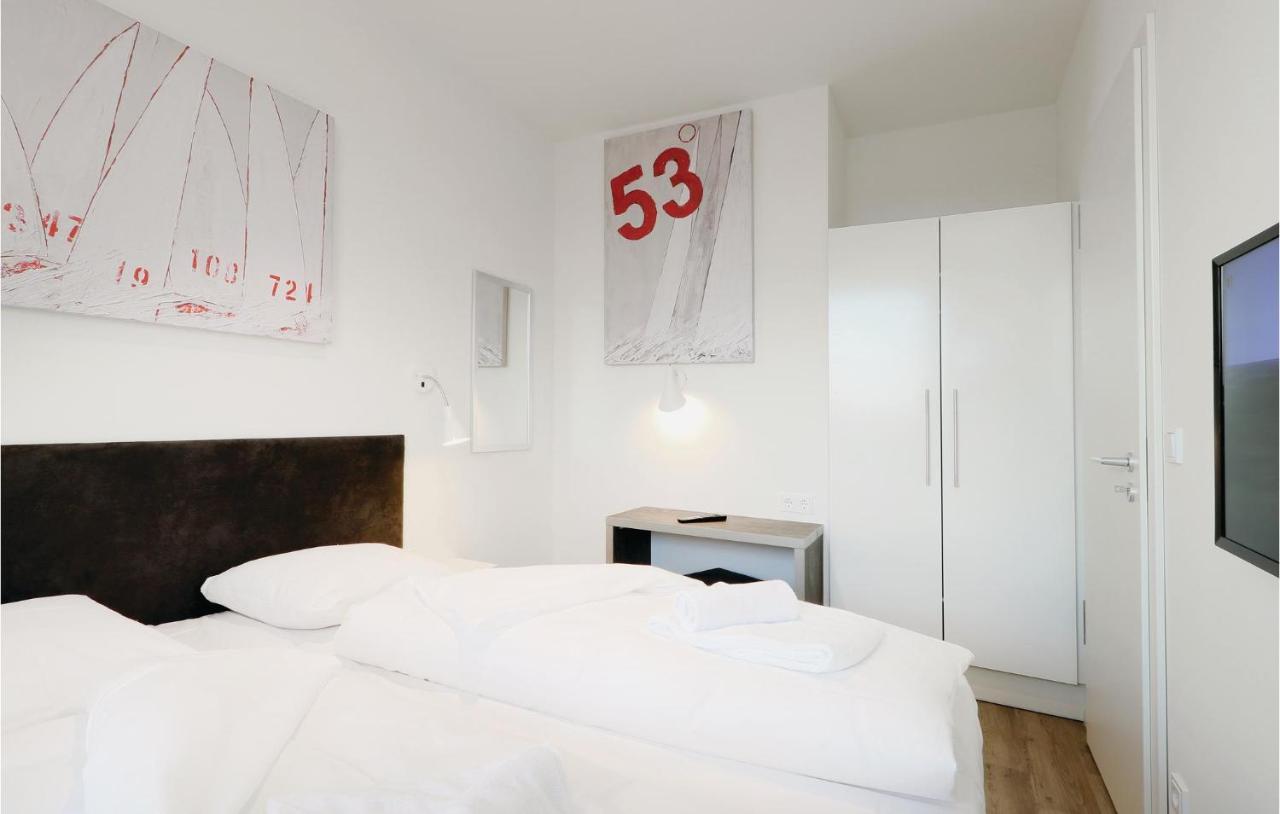 2 Bedroom Cozy Apartment In Luebeck Travemuende Exteriér fotografie