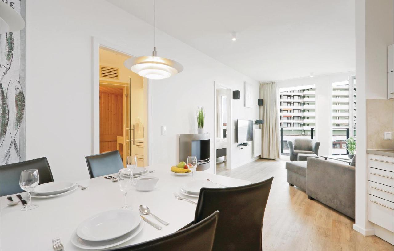 2 Bedroom Cozy Apartment In Luebeck Travemuende Exteriér fotografie